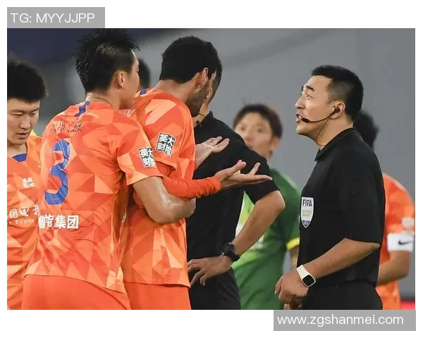 山东鲁能迎战北京国安争夺中超积分榜关键战役的胜利与荣耀 山东鲁能迎战北京国安争夺中超积分榜关键战役的胜利与荣耀